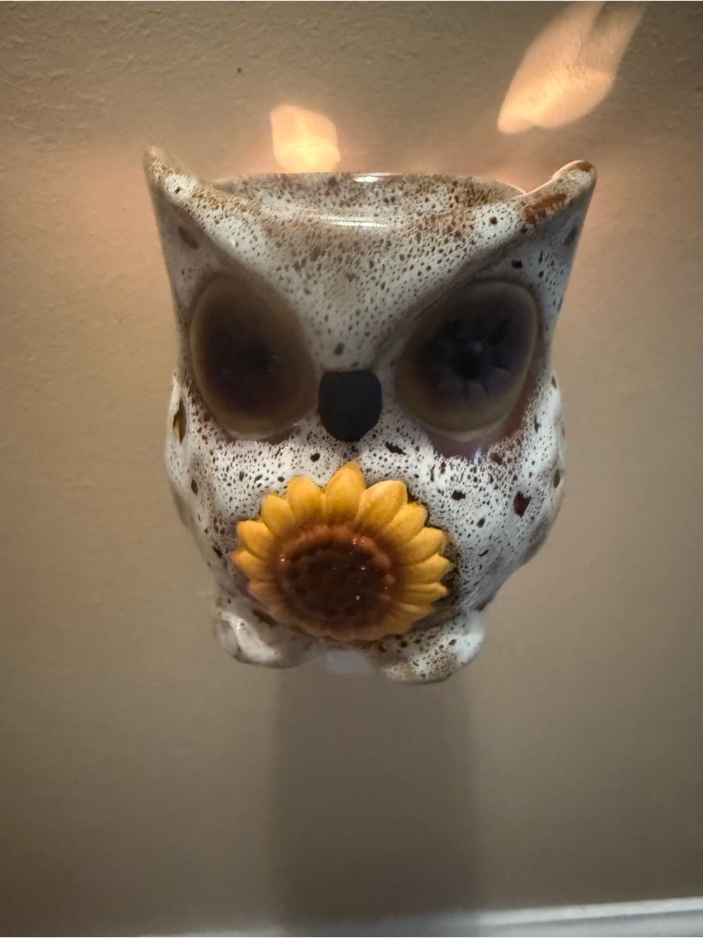 Scentsy Spotted Owl w/ Sunflower Wall Plug In Wax Warmer